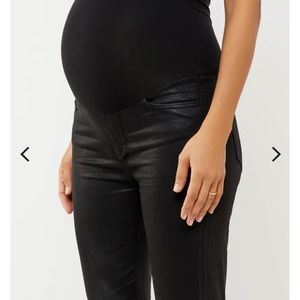 Maternity Paige vertigo black coated skinny jeans size 27. New with tags.